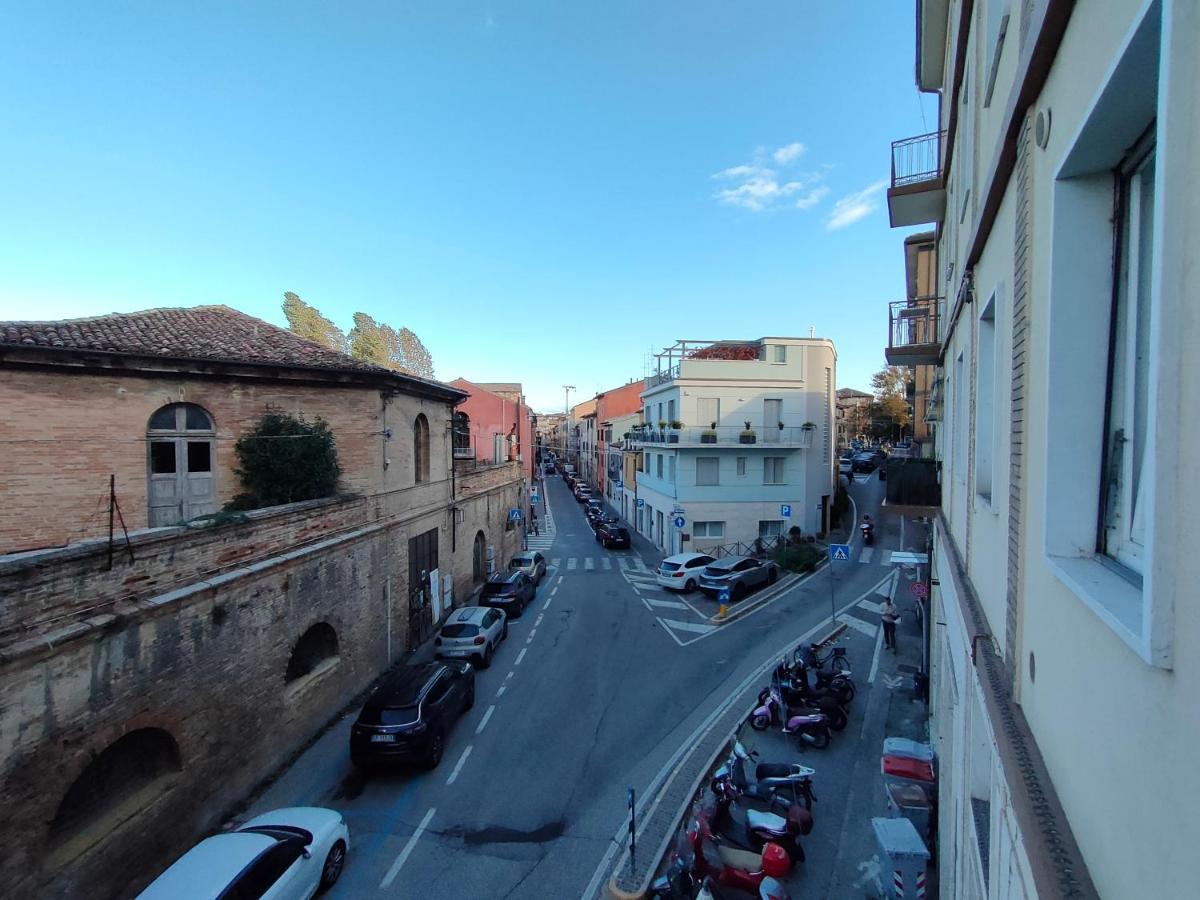 La Casa Di Ewa - Pesaro Centro-Mare Lägenhet Exteriör bild